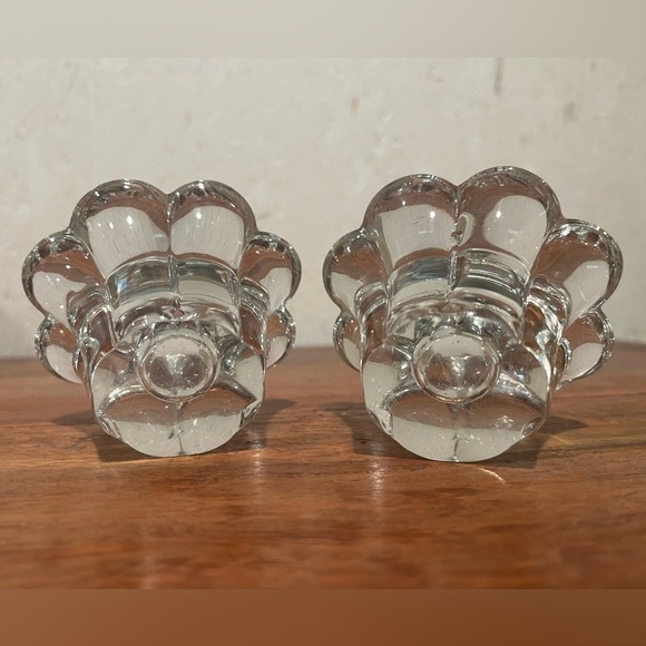 Vintage Heisey Glass Crystolite Rosette Pair of Candle Holders - Picture 6 of 9
